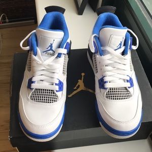 Air Jordan 4 retro